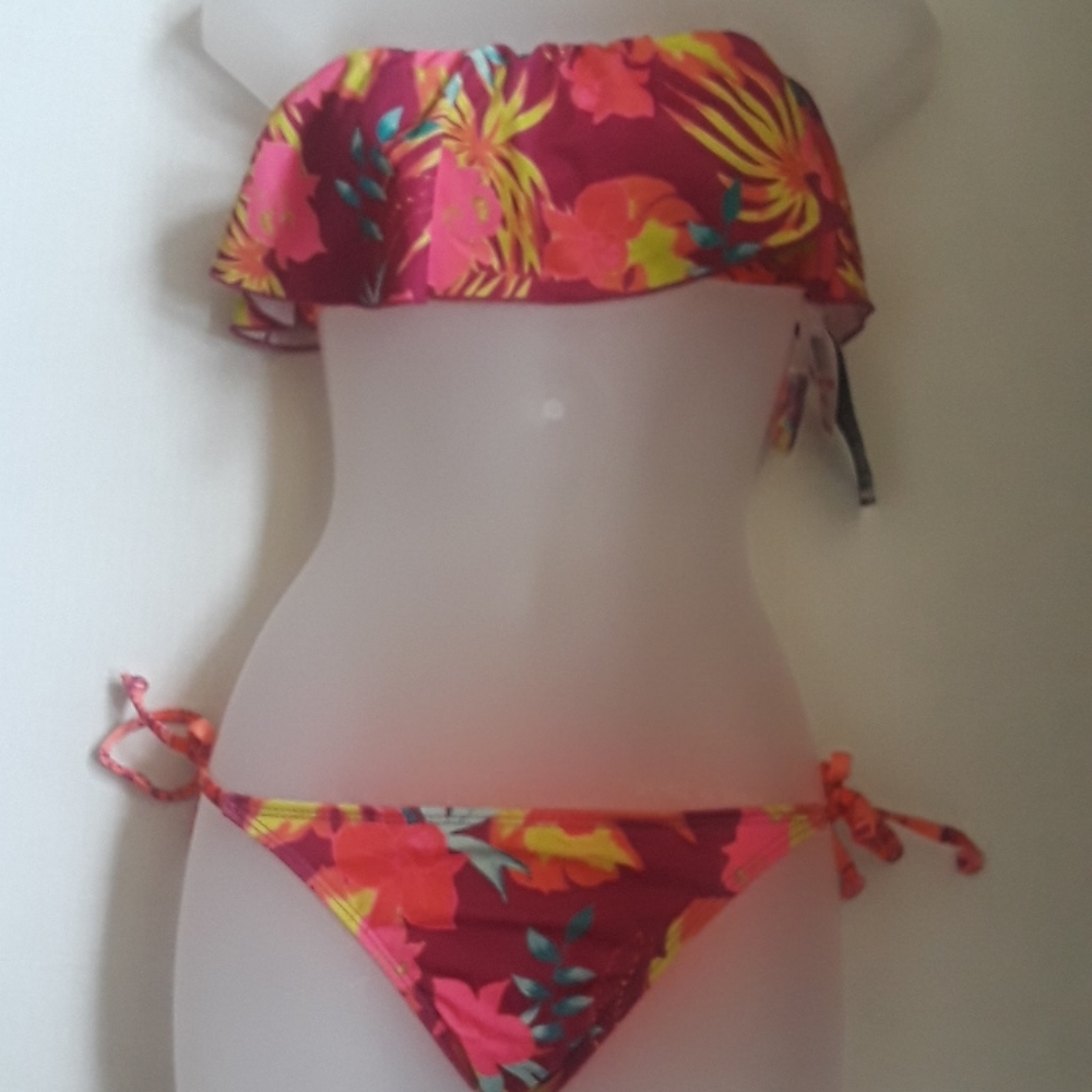 *Hurley Hawaiian Floral Flounce Over Orange Flame Bandeau Bikini Top A7